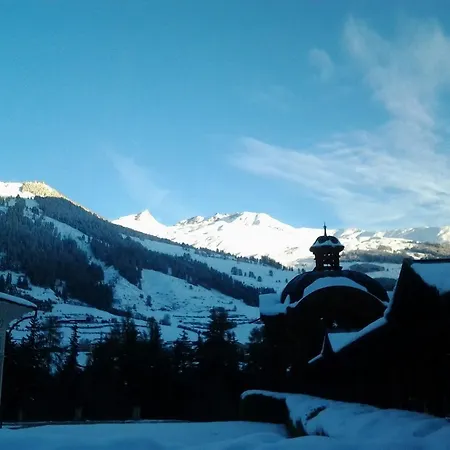 Mountains Retreat *
